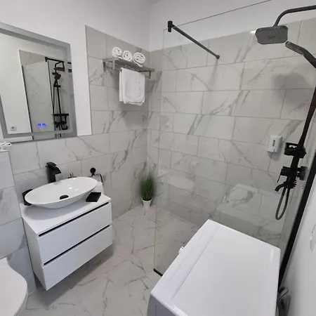 Apartment White *