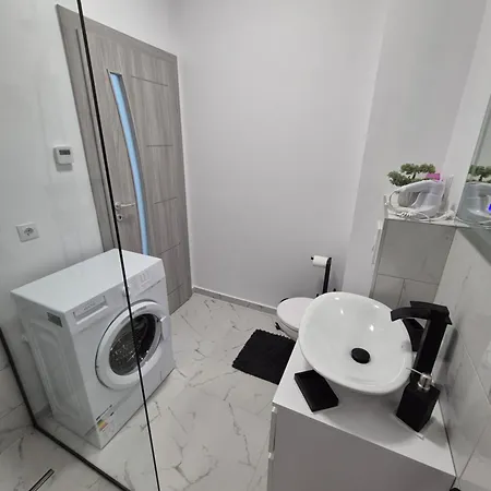 Apartment White *