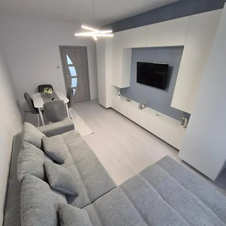 Apartment White *